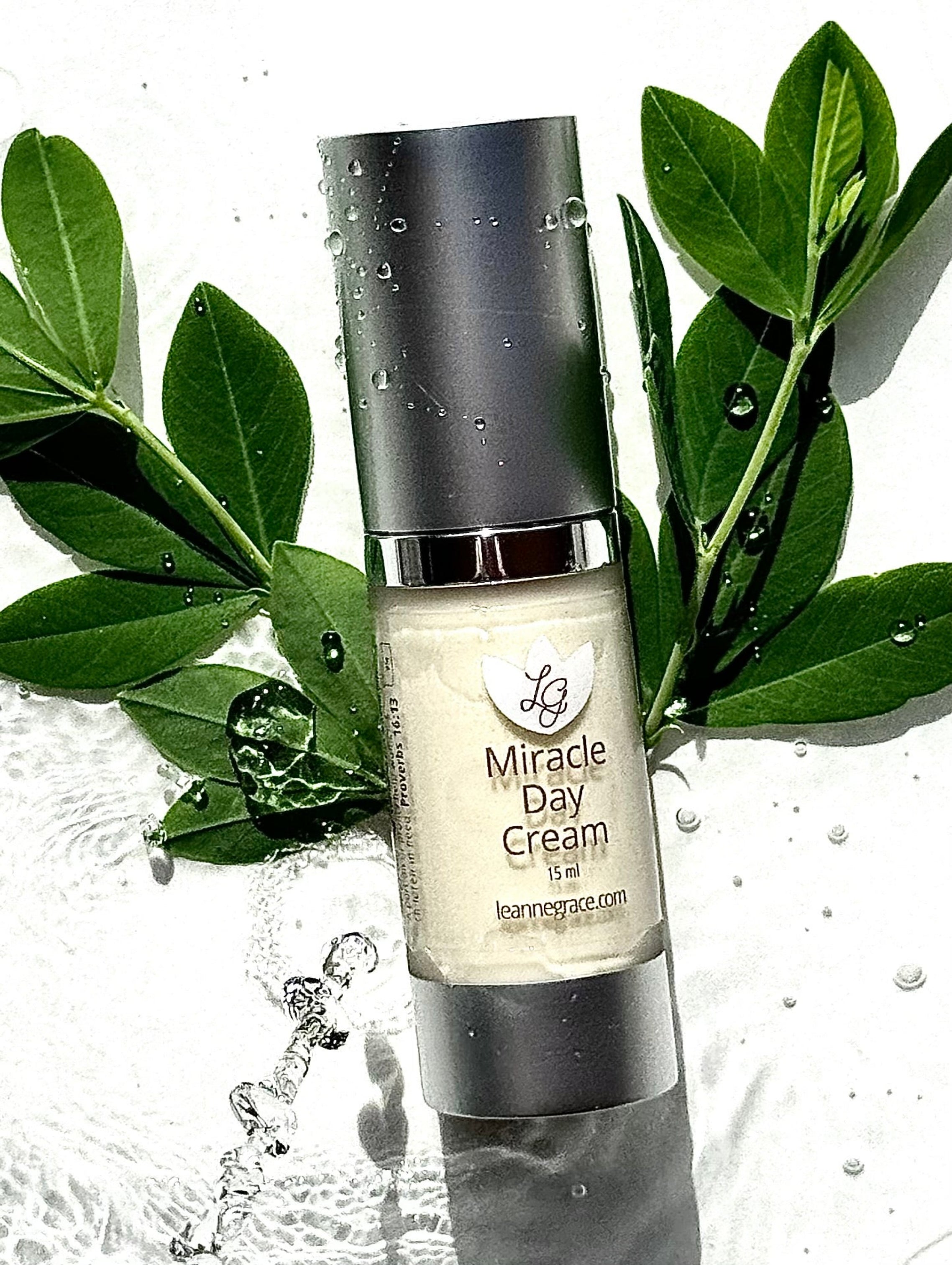 フェイスクリーム mii grace Miracle Day Cream – Leanne Grace Skin Care